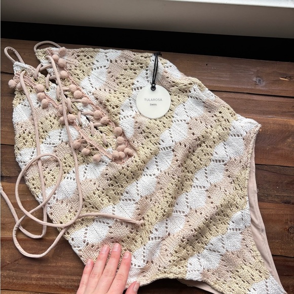 Tularosa Walker Crochet One-Piece Neutral Wavy Stripe Pom Pom Swimsuit Medium - Picture 10 of 10